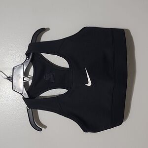 Nike Women's Black Small Sports Bra